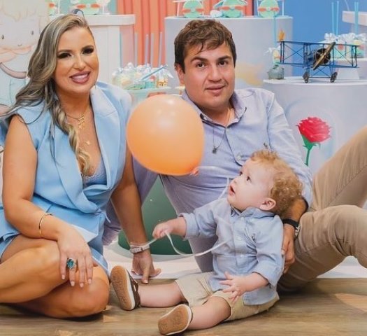 Confira os aniversariantes desse dia 04/02/24, por Dora Nunes