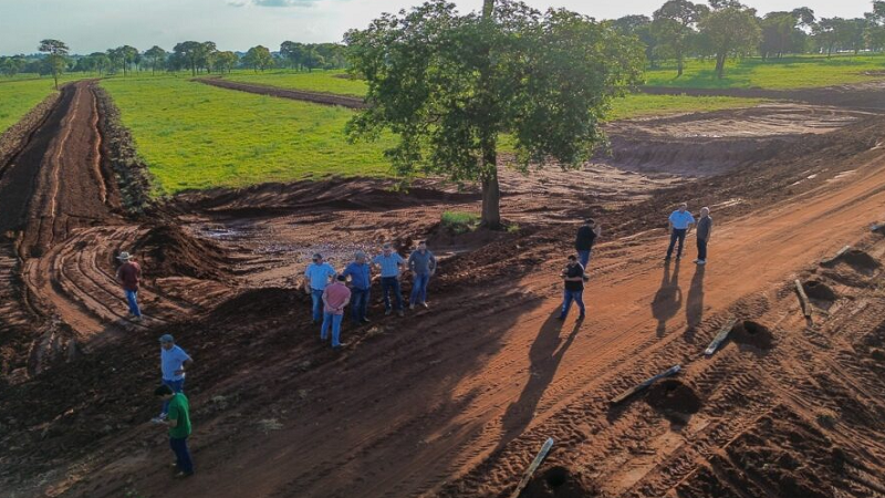 Presidente do CONISUL visita estrada do município de Iguatemi