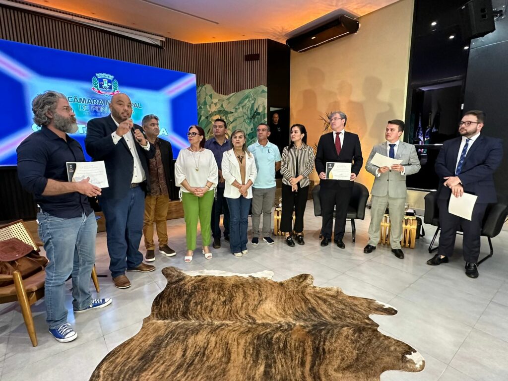 Ex-conselheiro do CNJ diz na Câmara de Ponta Porã que eleição municipal é a mais importante de todas Ex-conselheiro do CNJ diz na Câmara de Ponta Porã que eleição municipal é a mais importante de todas