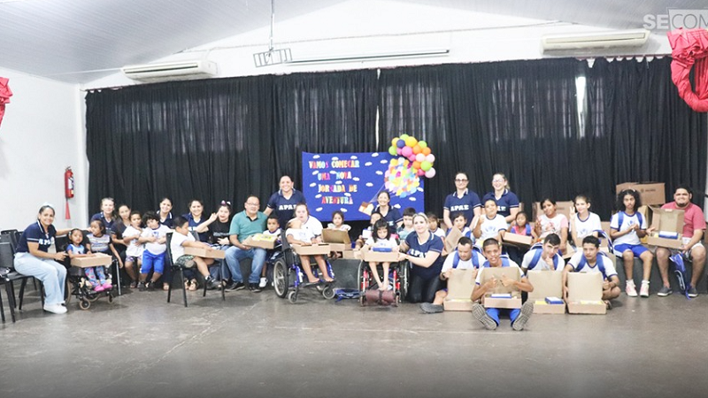 Prefeitura de Amambai inicia entrega de Kits Escolares e mochilas para estudantes da rede municipal Prefeitura de Amambai inicia entrega de Kits Escolares e mochilas para estudantes da rede municipal