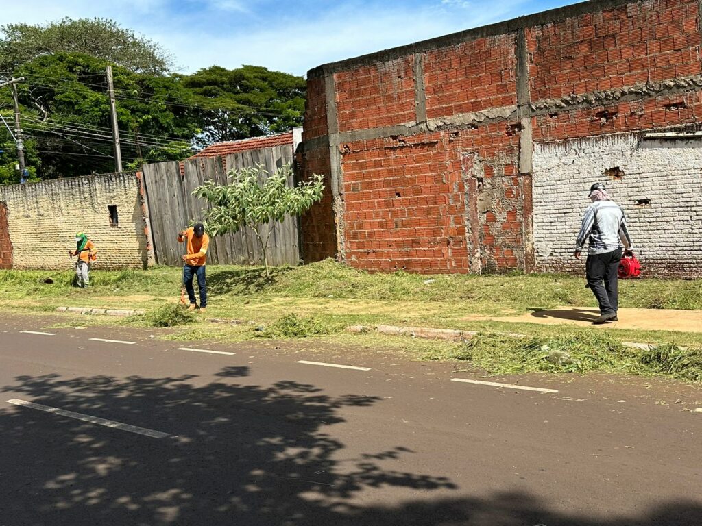 Secretaria de Obras atua em diversas frentes de trabalho nesta semana em Ponta Porã