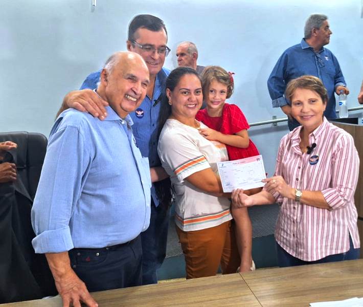 Aral Moreira: Tereza Cristina e Londres Machado lançam Renato Macarrão candidato a prefeito Aral Moreira: Tereza Cristina e Londres Machado lançam Renato Macarrão candidato a prefeito