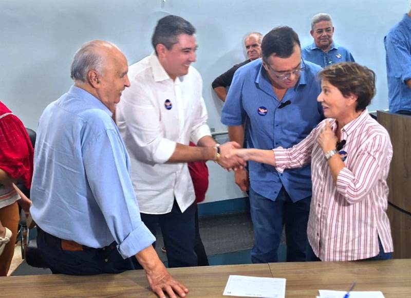 Aral Moreira: Tereza Cristina e Londres Machado lançam Renato Macarrão candidato a prefeito Aral Moreira: Tereza Cristina e Londres Machado lançam Renato Macarrão candidato a prefeito