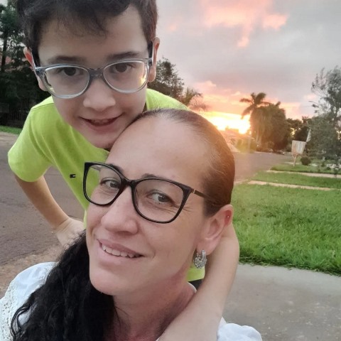 Saiba quem troca de idade hoje, 08/03/24, por Dora Nunes