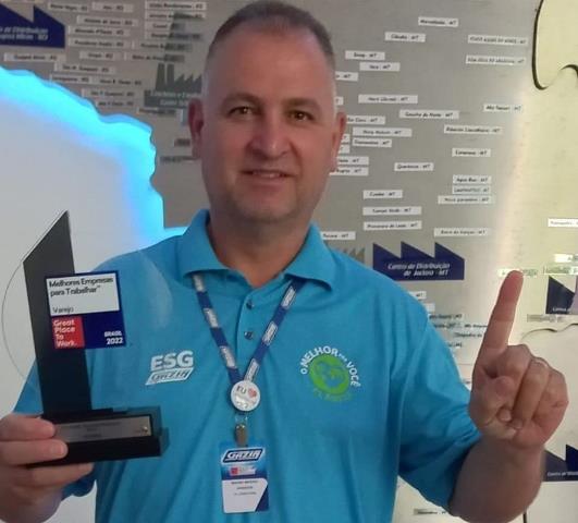 Saiba quem troca de idade hoje, 08/03/24, por Dora Nunes