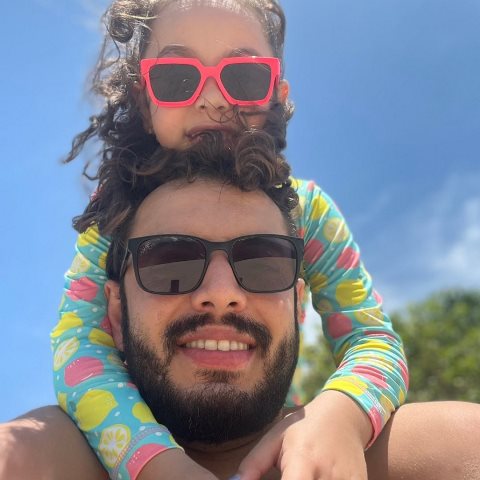 Confira os aniversariantes desse dia 31/03/24, por Dora Nunes