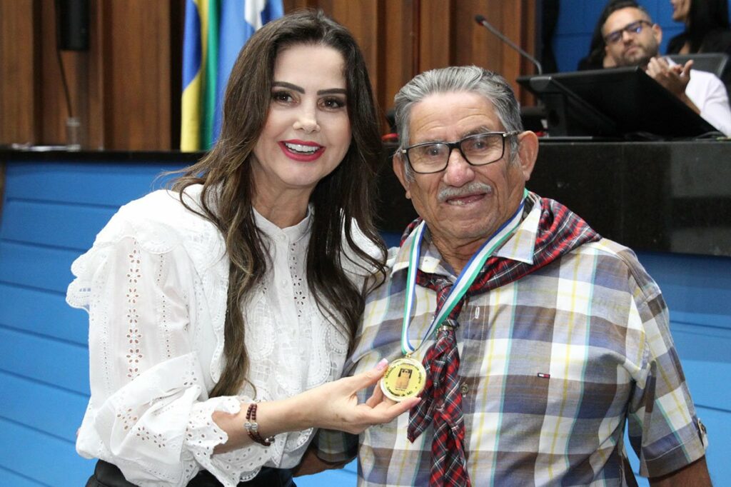 Assembleia Legislativa concede Medalha Conceição dos Bugres aos artesãos