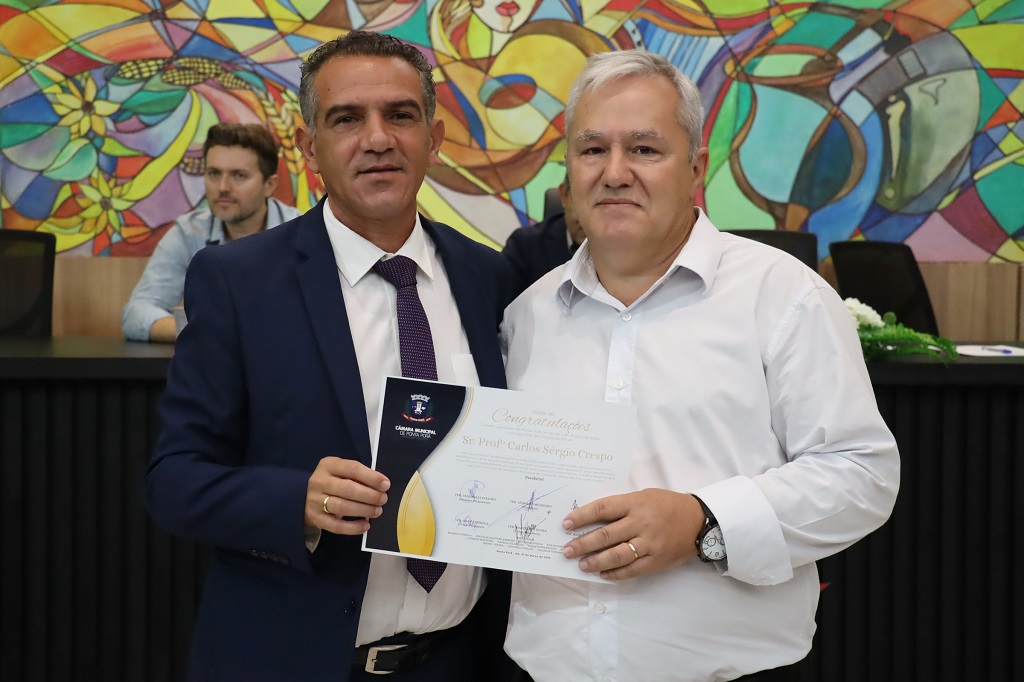 Personalidades recebem homenagens durante sessão solene em Ponta Porã Personalidades recebem homenagens durante sessão solene em Ponta Porã