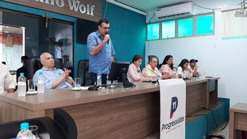 Aral Moreira: Tereza Cristina e Londres Machado lançam Renato Macarrão candidato a prefeito Aral Moreira: Tereza Cristina e Londres Machado lançam Renato Macarrão candidato a prefeito