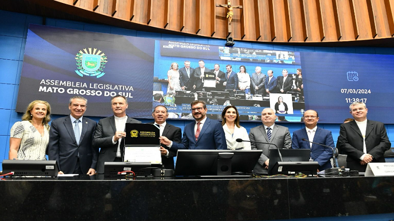 Por proposição de Paulo Corrêa, ALEMS homenageia cardeal Ángel Fernández Artime, décimo sucessor de Dom Bosco