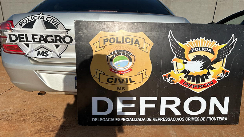 DEFRON apreende comboio de 10 veículos com contrabando na fronteira DEFRON apreende comboio de 10 veículos com contrabando na fronteira