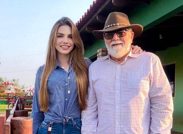 Confira os aniversariantes desse dia 30/04/24, por Dora Nunes Confira os aniversariantes desse dia 30/04/24, por Dora Nunes