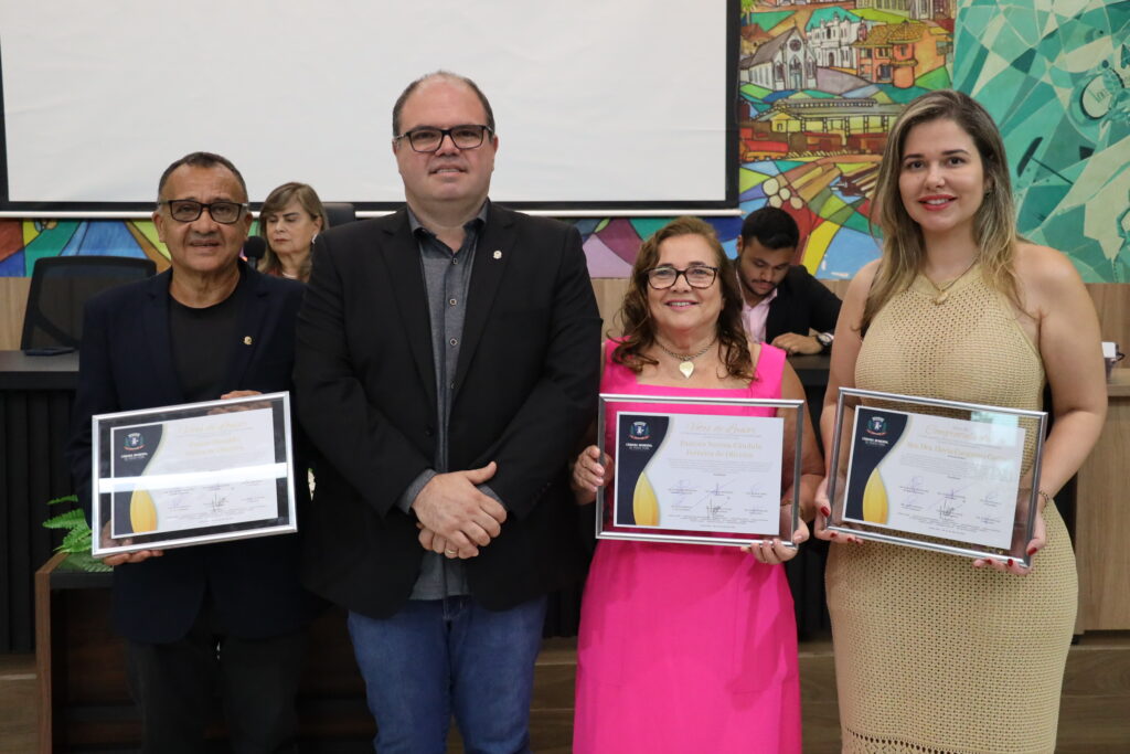 Ponta Porã: Vereadores homenageiam a imprensa e entregam honrarias para personalidades da fronteira