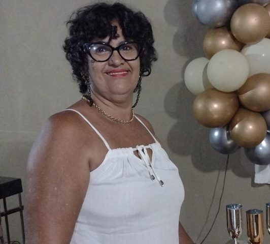 Saiba quem faz aniversário hoje, dia 29/04, por Dora Nunes Saiba quem faz aniversário hoje, dia 29/04, por Dora Nunes
