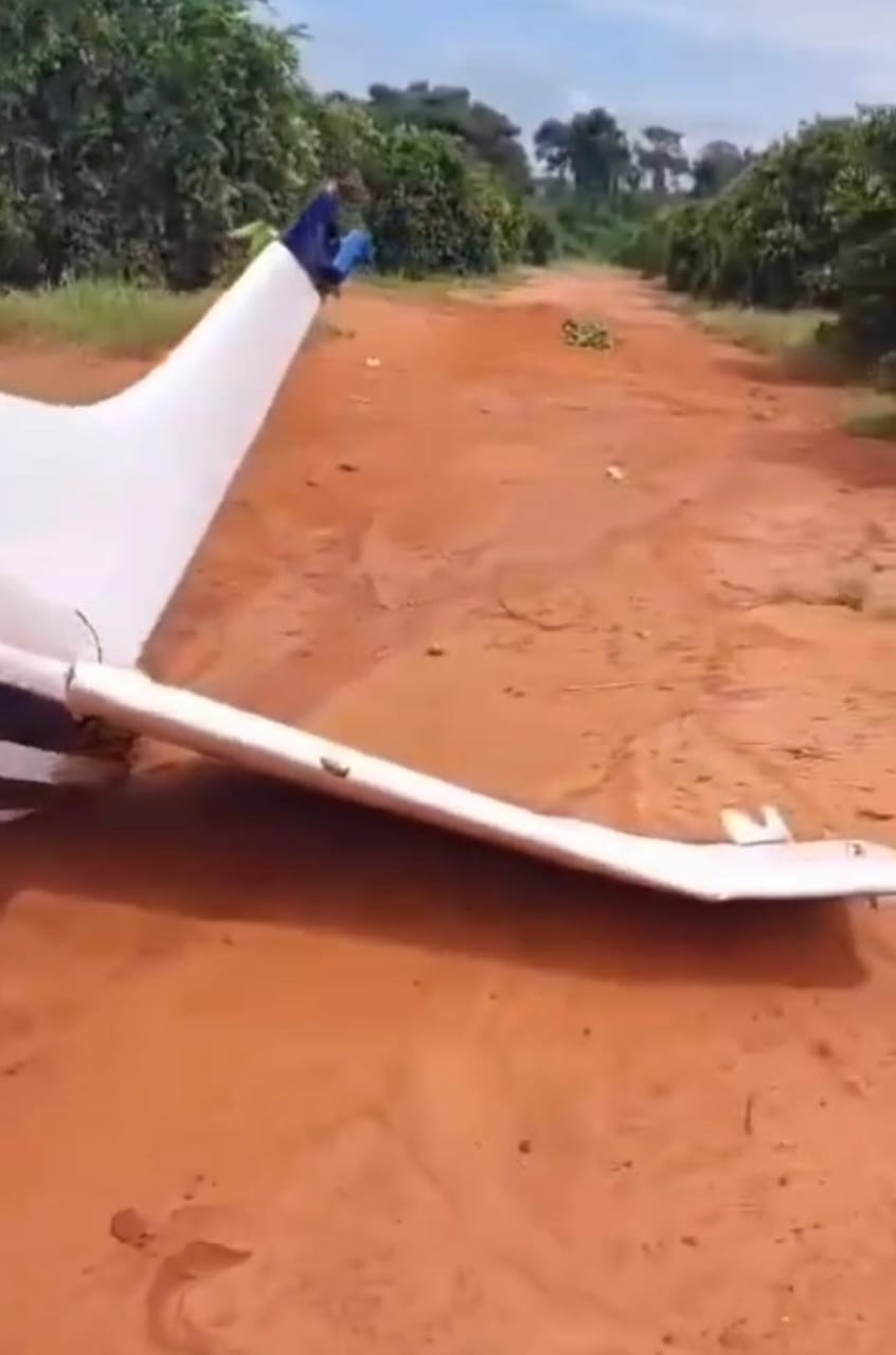 FAB intercepta aeronave carregada com cocaína