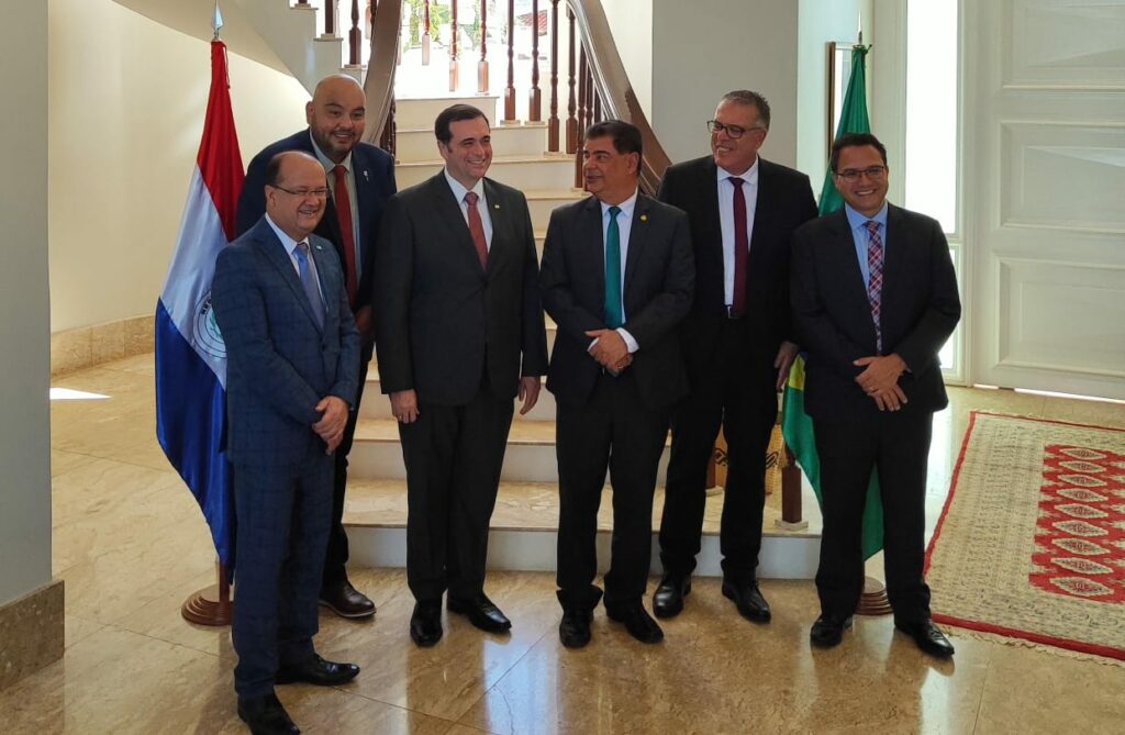 Audiência com embaixador paraguaio fortalece projeto “Fronteira do Futuro”