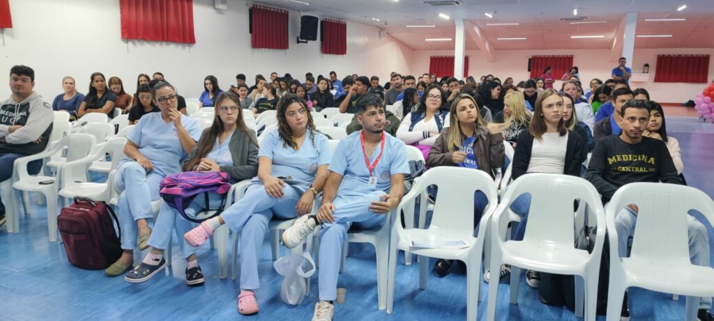 Palestra na UCP abordou o Transtorno do Espectro Autista Palestra na UCP abordou o Transtorno do Espectro Autista