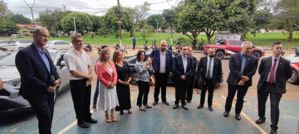 Embaixador paraguaio no Brasil visita a UCP em Pedro Juan Caballero