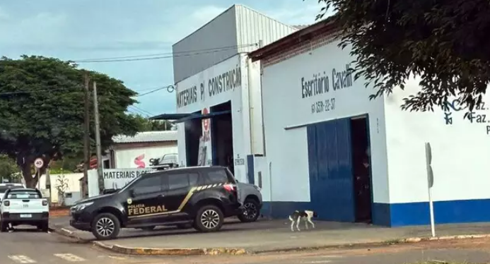Ex-presidente da Aprosoja é investigado por pagar pelo "quebra-quebra" no DF Ex-presidente da Aprosoja é investigado por pagar pelo "quebra-quebra" no DF