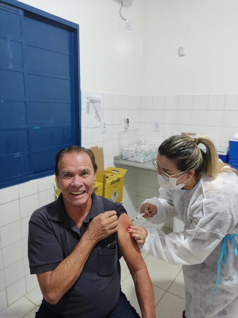 Unidades de saúde continuam com vacinação contra influenza e covid em Ponta Porã