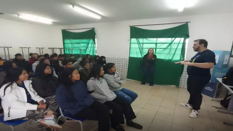 Amambai: Estudantes indígenas participam de oficinas sobre inovação e tecnologia Amambai: Estudantes indígenas participam de oficinas sobre inovação e tecnologia