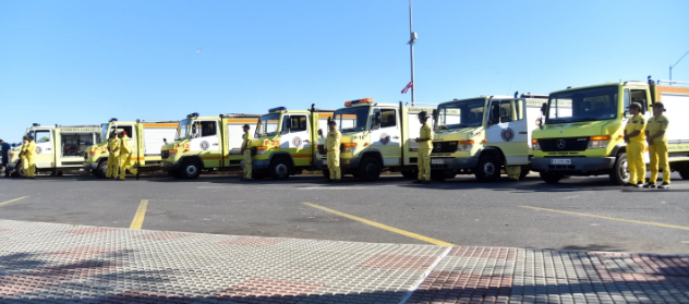 Tras 45 años, bomberos voluntarios renuevan sus equipos de combate contra incendios Tras 45 años, bomberos voluntarios renuevan sus equipos de combate contra incendios