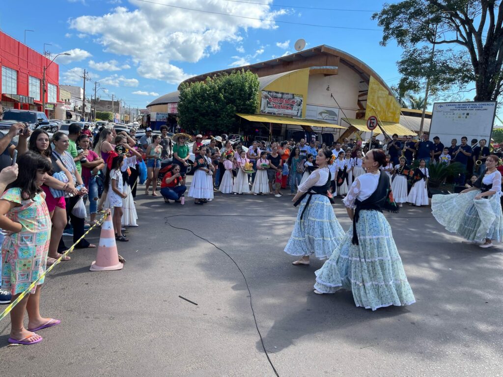 Música y danza em la línea Internacional Música y danza em la línea Internacional
