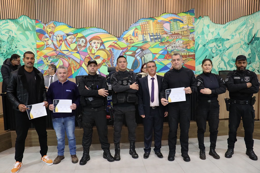 Vereadores defendem respeito às manifestações religiosas em Ponta Porã Vereadores defendem respeito às manifestações religiosas em Ponta Porã