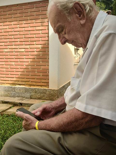 Saiba quem faz aniversário hoje, dia 12/05/24, por Dora Nunes Saiba quem faz aniversário hoje, dia 12/05/24, por Dora Nunes