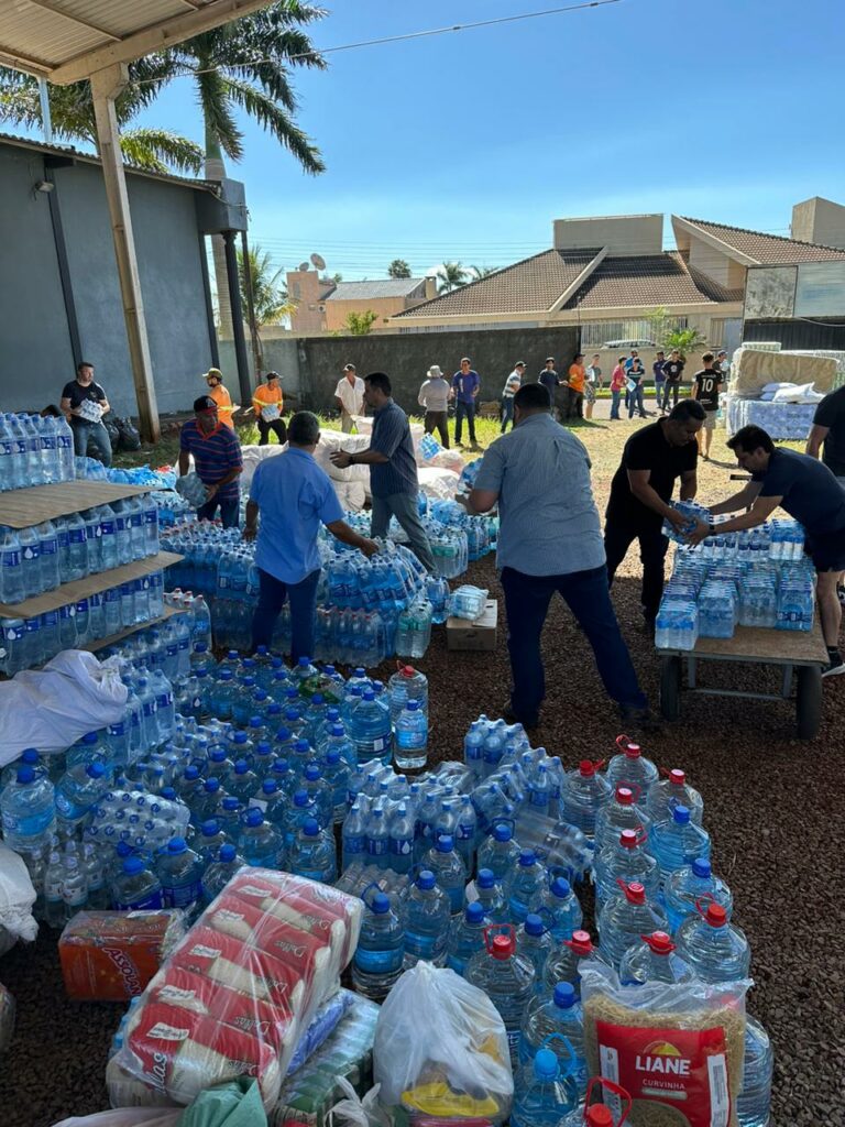 Ponta Porã enviou mais de 100 toneladas em ajuda humanitária ao Rio Grande do Sul Ponta Porã enviou mais de 100 toneladas em ajuda humanitária ao Rio Grande do Sul
