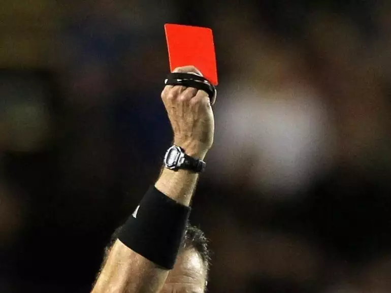 “Sabem para quem vai o dinheiro”: grampos expõem esquema de desvios do futebol “Sabem para quem vai o dinheiro”: grampos expõem esquema de desvios do futebol