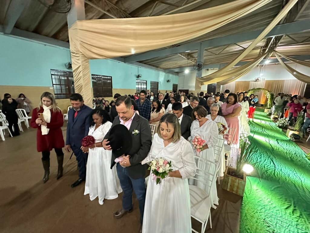 Ponta Porã: Distrito de Nova Itamarati realizou casamento comunitário Ponta Porã: Distrito de Nova Itamarati realizou casamento comunitário