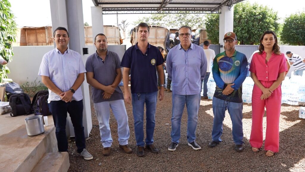 Ponta Porã enviou mais de 100 toneladas em ajuda humanitária ao Rio Grande do Sul Ponta Porã enviou mais de 100 toneladas em ajuda humanitária ao Rio Grande do Sul