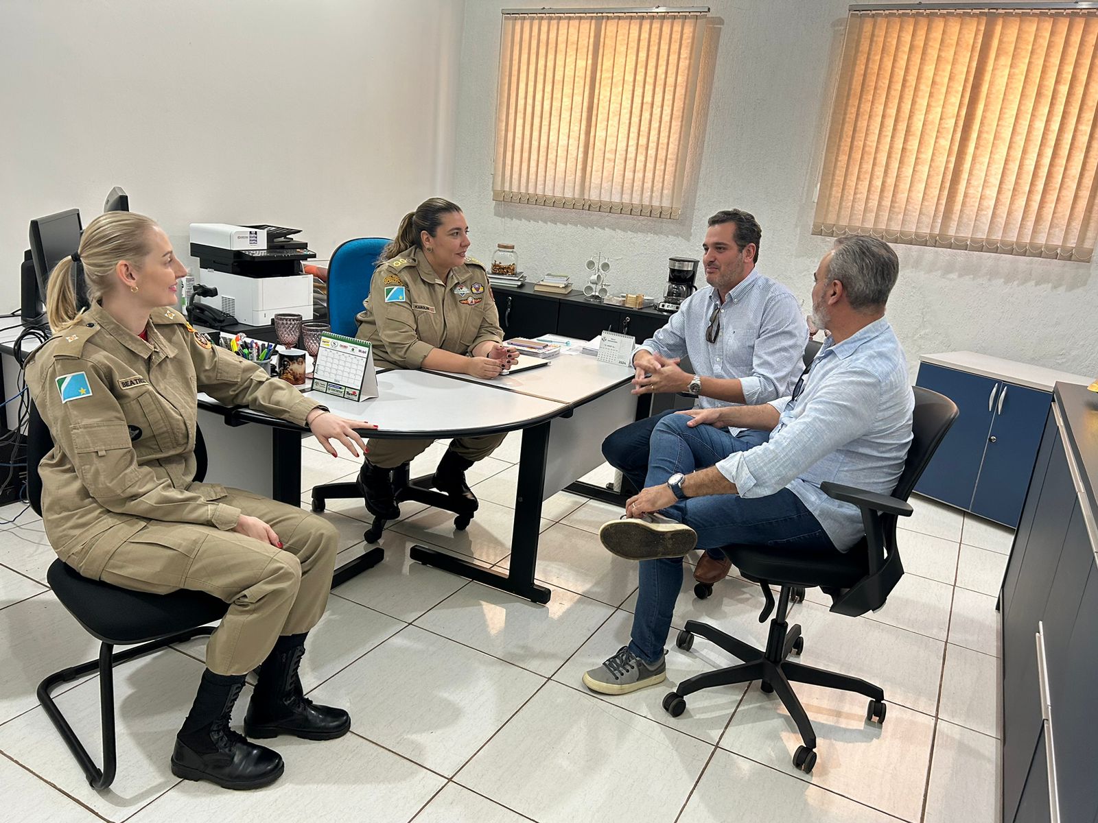 Ponta Porã: Receita Federal, 11 RC MEC e Corpo de Bombeiros apoiam força tarefa de ajuda ao RS Ponta Porã: Receita Federal, 11 RC MEC e Corpo de Bombeiros apoiam força tarefa de ajuda ao RS