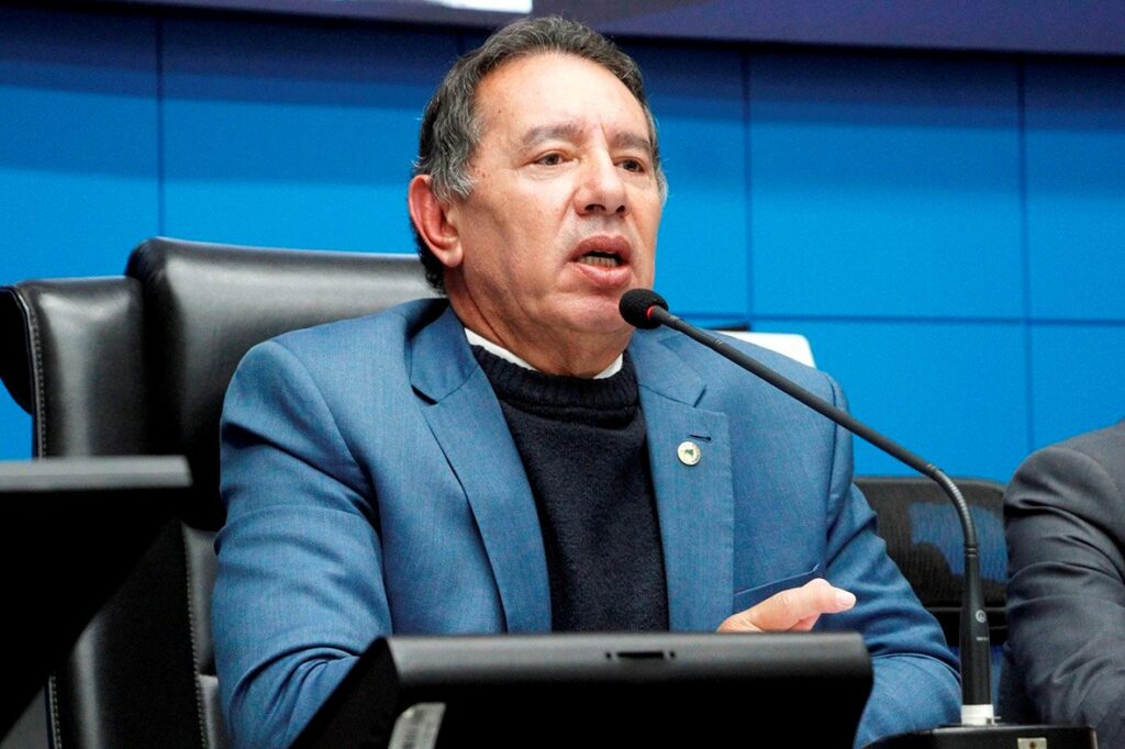 Com audiência na ALEMS, projeto sobre motoristas de aplicativos deve ser alterado Com audiência na ALEMS, projeto sobre motoristas de aplicativos deve ser alterado