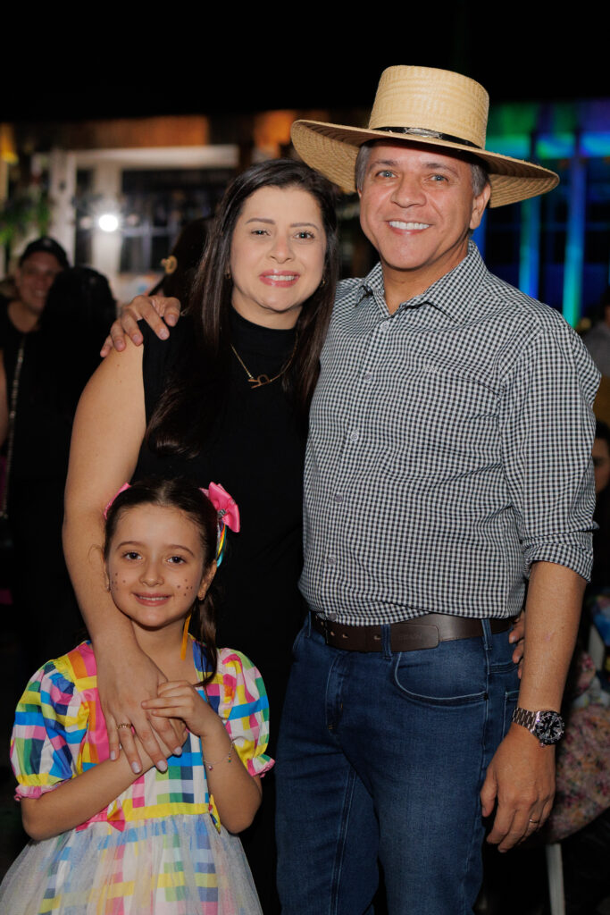 2º Arraiá da ALEMS! Barraca da Aspra, entidade escolhida pelo Coronel David, arrecadou milhares de doações para o RS 2º Arraiá da ALEMS! Barraca da Aspra, entidade escolhida pelo Coronel David, arrecadou milhares de doações para o RS