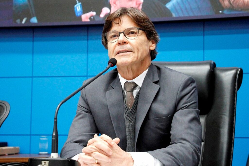 Com audiência na ALEMS, projeto sobre motoristas de aplicativos deve ser alterado Com audiência na ALEMS, projeto sobre motoristas de aplicativos deve ser alterado
