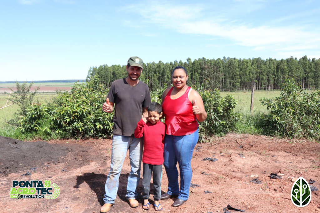 Palestra na Ponta Agrotec destaca a Agricultura Familiar como força na produtividade do campo Palestra na Ponta Agrotec destaca a Agricultura Familiar como força na produtividade do campo