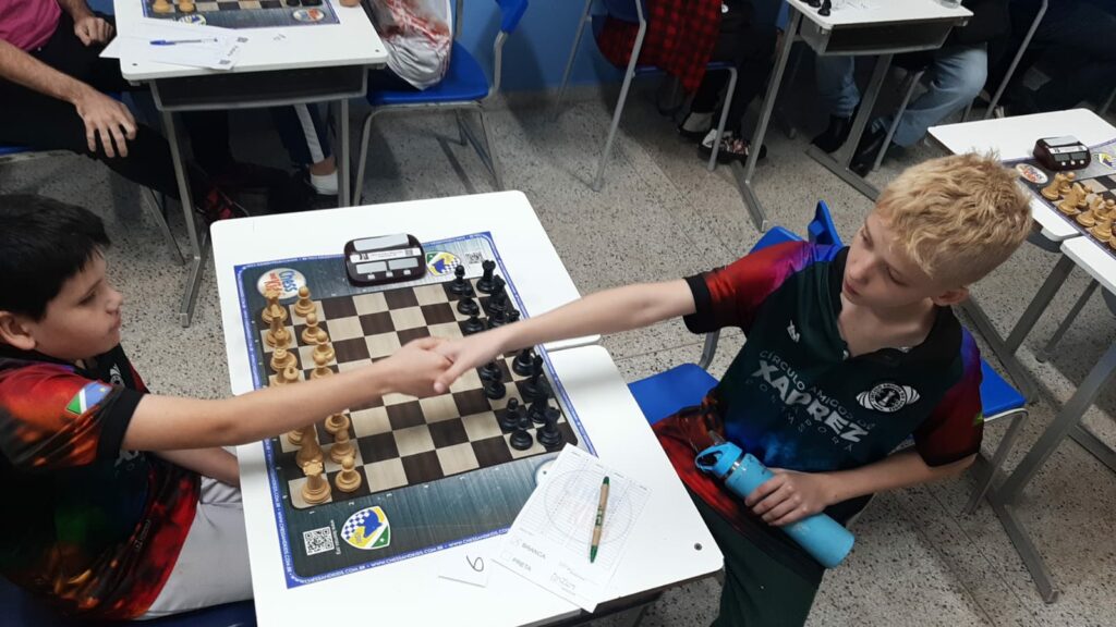 Pedrojuanino foi campeão de Torneio de Xadrez em Ponta Porã Pedrojuanino foi campeão de Torneio de Xadrez em Ponta Porã