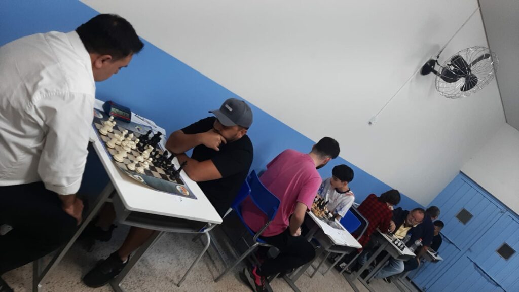 Pedrojuanino foi campeão de Torneio de Xadrez em Ponta Porã Pedrojuanino foi campeão de Torneio de Xadrez em Ponta Porã