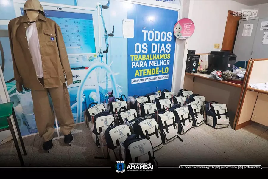 Amambai: Prefeitura entrega EPIs, uniformes, mochilas e equipamentos aos agentes de endemias Amambai: Prefeitura entrega EPIs, uniformes, mochilas e equipamentos aos agentes de endemias