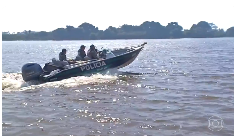 Rio Paraguai fica 3 metros abaixo da média esperada para junho e seca expõe Pantanal ao fogo Rio Paraguai fica 3 metros abaixo da média esperada para junho e seca expõe Pantanal ao fogo