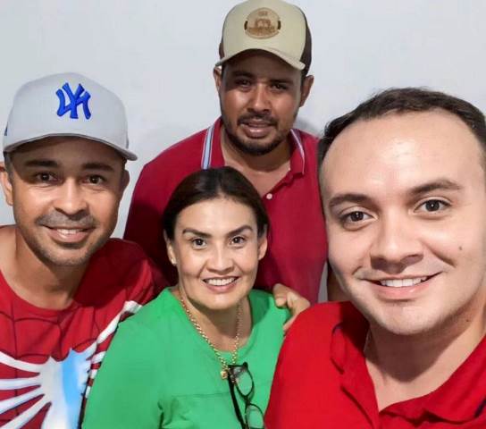 Saiba quem faz aniversário hoje, dia 21/07/24, por Dora Nunes Saiba quem faz aniversário hoje, dia 21/07/24, por Dora Nunes