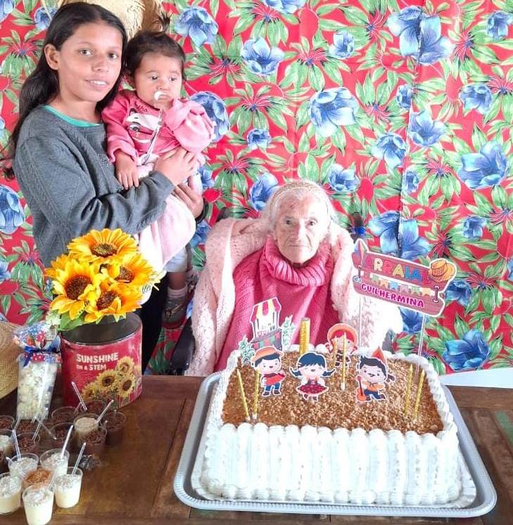 Guilhermina Nunes Siqueira completa 99 anos Guilhermina Nunes Siqueira completa 99 anos