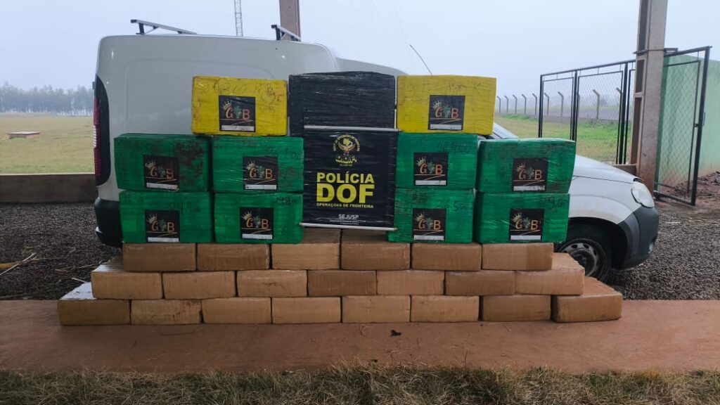 Amambai: DOF apreende veículo com mais de 700 quilos de maconha