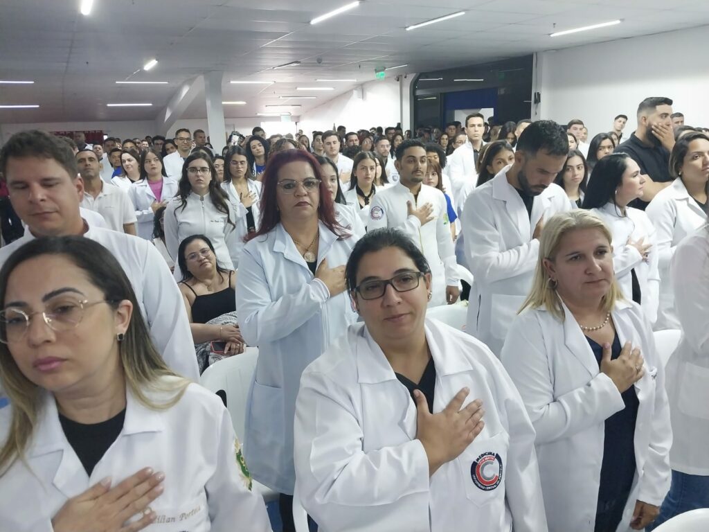 Medicina UCP: Juramento do Jaleco marca recepção a calouros e abertura do segundo semestre letivo Medicina UCP: Juramento do Jaleco marca recepção a calouros e abertura do segundo semestre letivo