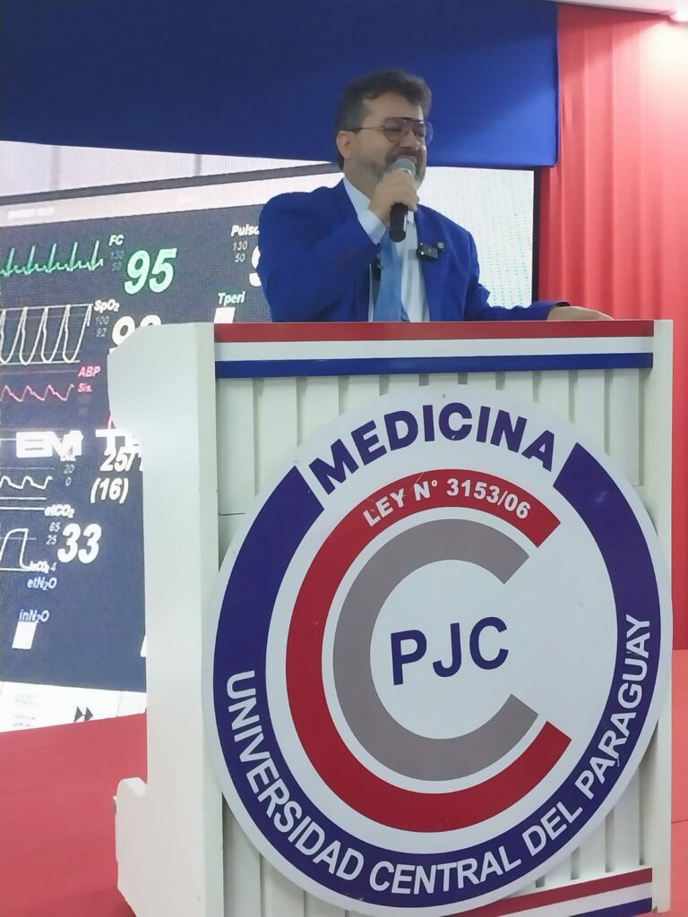 Medicina UCP: Juramento do Jaleco marca recepção a calouros e abertura do segundo semestre letivo Medicina UCP: Juramento do Jaleco marca recepção a calouros e abertura do segundo semestre letivo