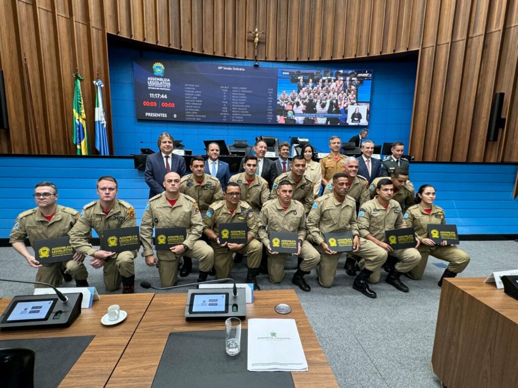 Assembléia Legislativa reconhece trabalho humanitário dos bombeiros militares estaduais no RS