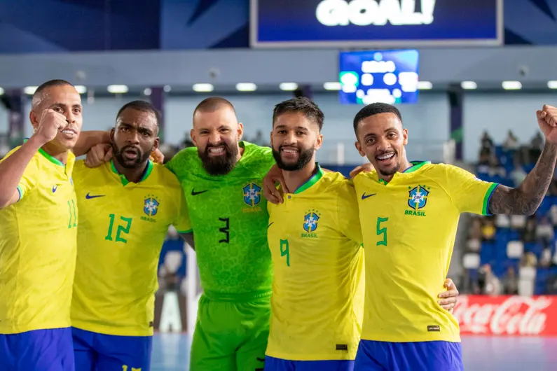 Brasil tem adversário definido para as quartas da Copa do Mundo de Futsal Brasil tem adversário definido para as quartas da Copa do Mundo de Futsal