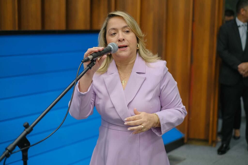 Lia Nogueira busca instalação de DEPCA para frear casos de estupro de vulneráveis em Dourados Lia Nogueira busca instalação de DEPCA para frear casos de estupro de vulneráveis em Dourados
